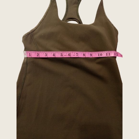 Lululemon Olive Green and Camo Racer Back Tank Top Women Size 6 - Picture 6 of 7